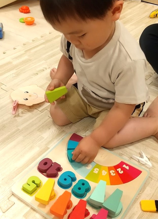 手指を使う遊び【1-2歳児クラス】